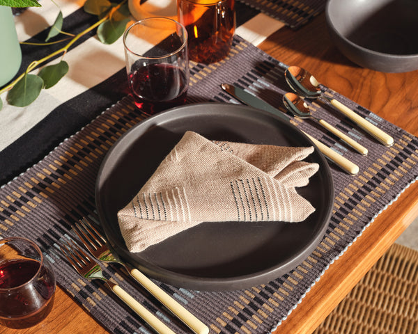Four Ways to Set the Table This Thanksgiving