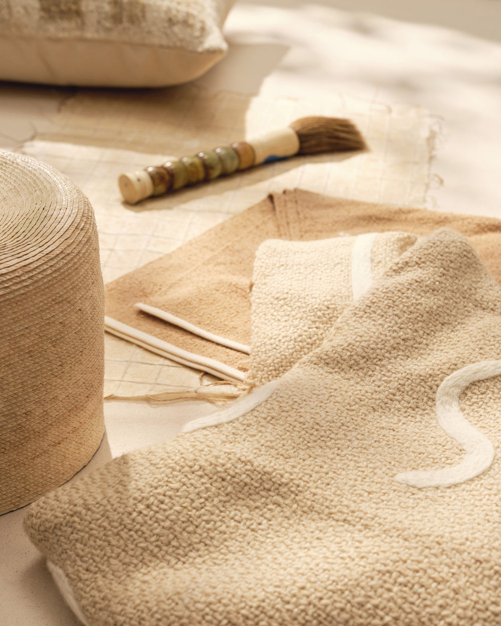 Abstract Throw - Oat