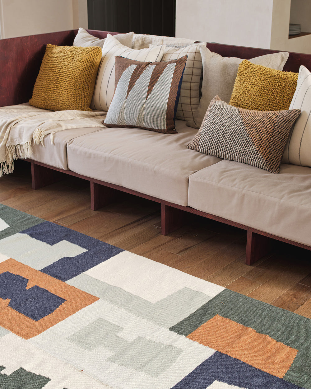 Peaks Pillow - Umber