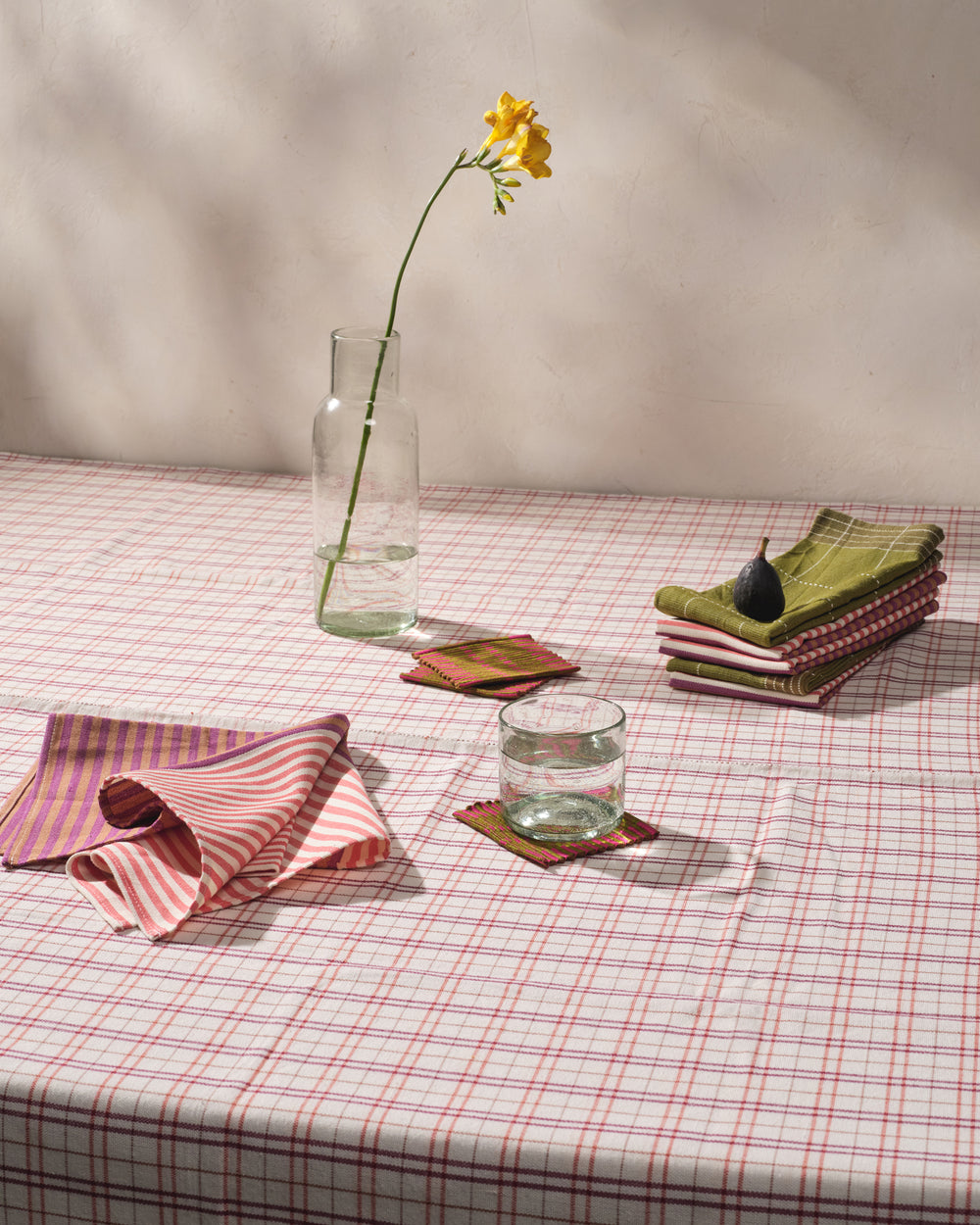 Hudson Grid Tablecloth - Berry