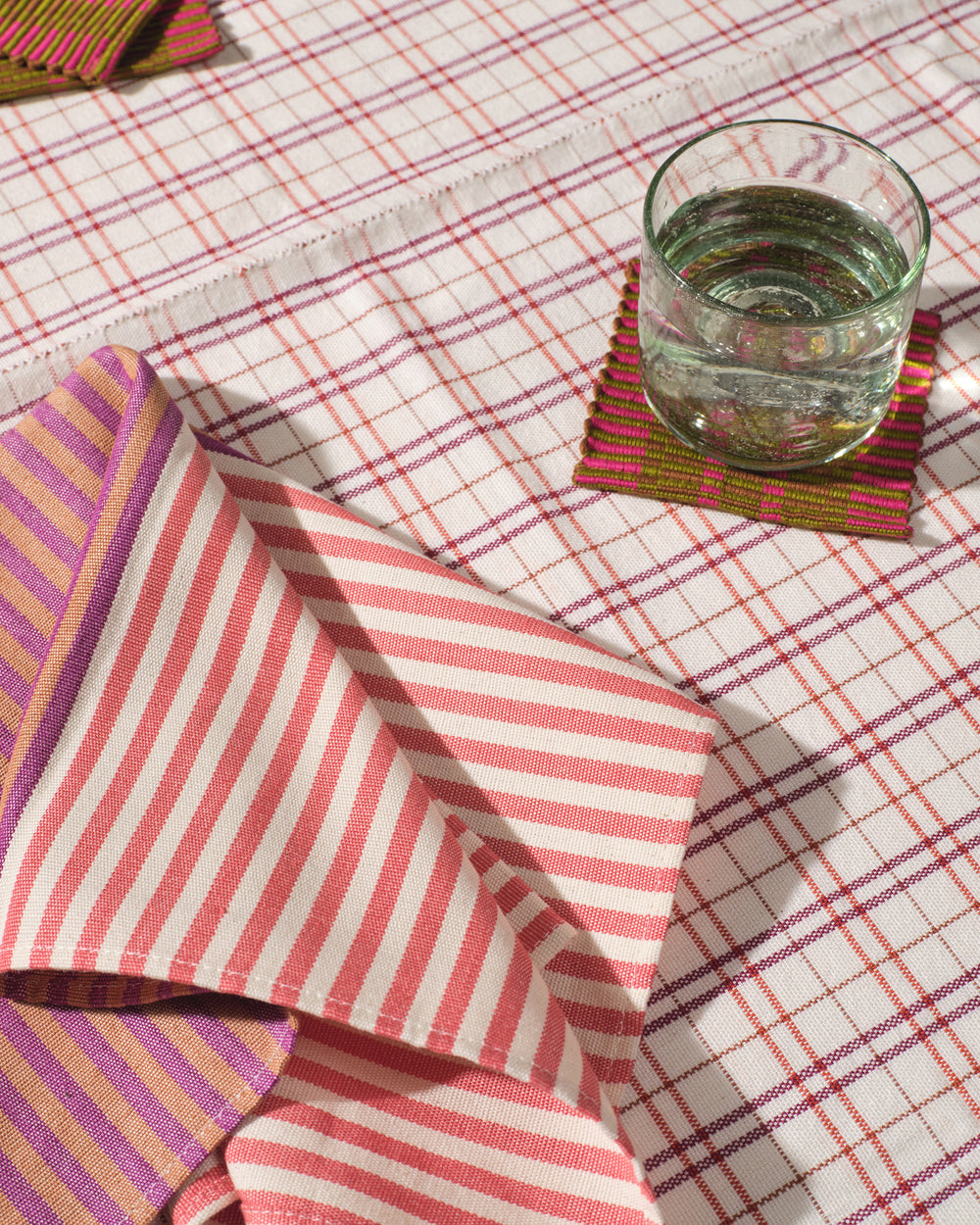 Hudson Grid Tablecloth - Berry