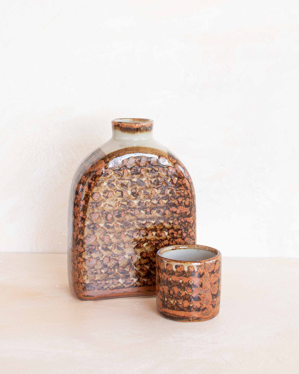 San Germán Water Jug with Cup - Brown