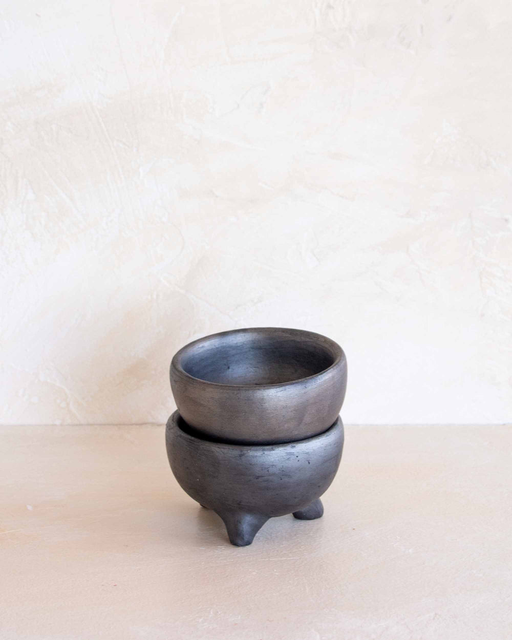 Taller Ruiz Grey Tripot