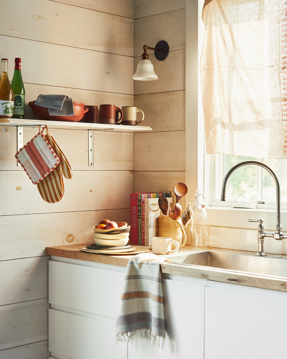 Sol Oven Mitt Honey
