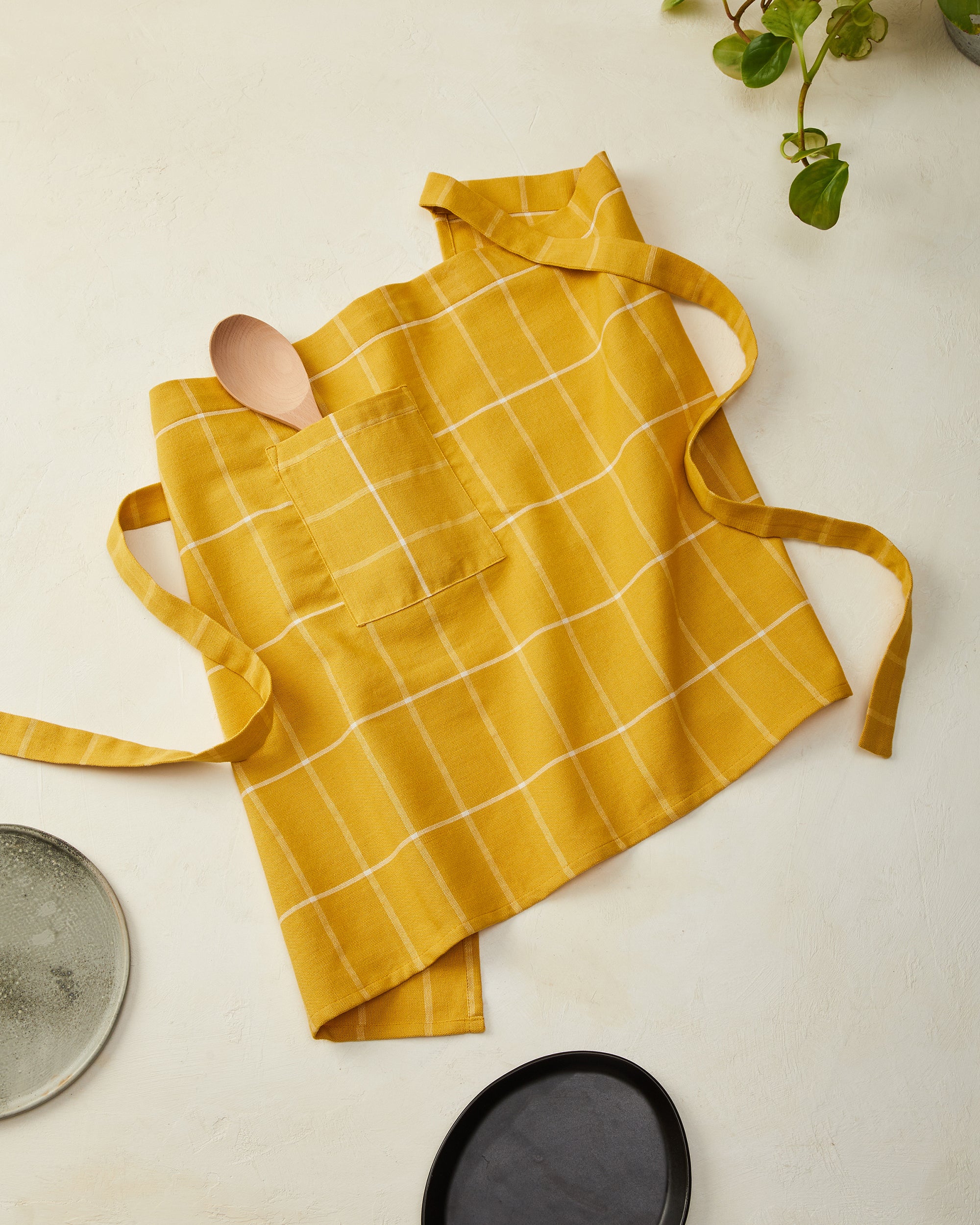 Grid Bistro Apron in Gold Sustainable Kitchen Textiles MINNA MINNA