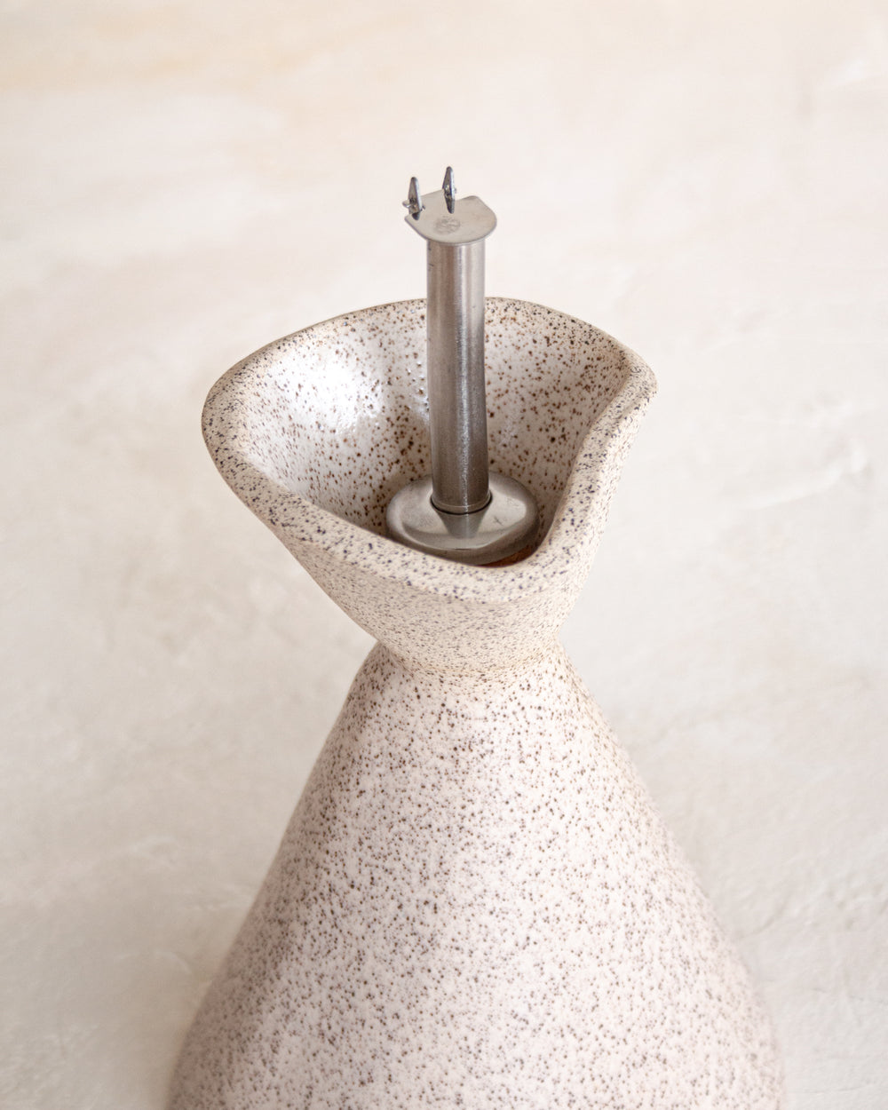 SIN Fauna Vinegar Cruet - Speckled White
