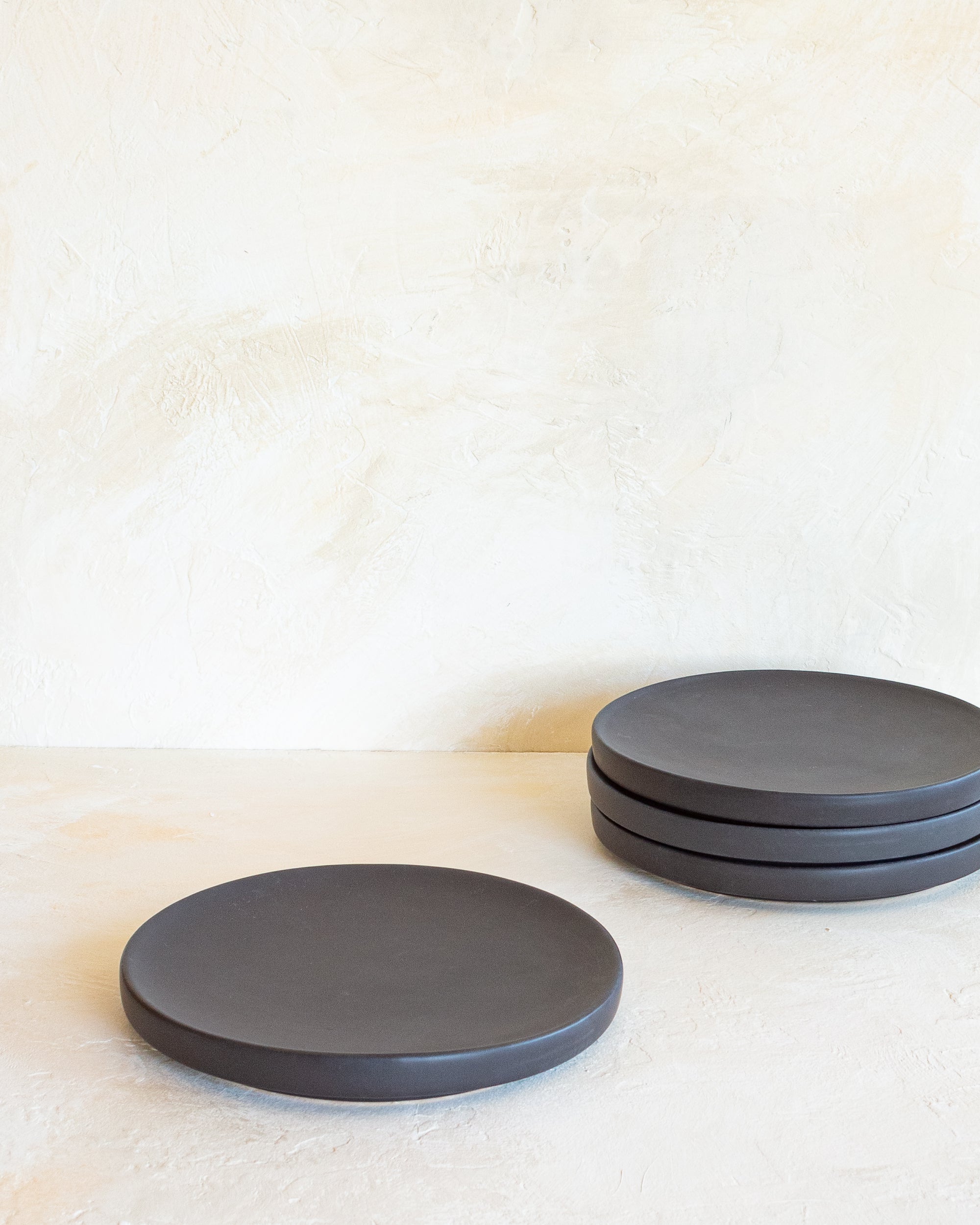 Marvilla Salad Plate - Black