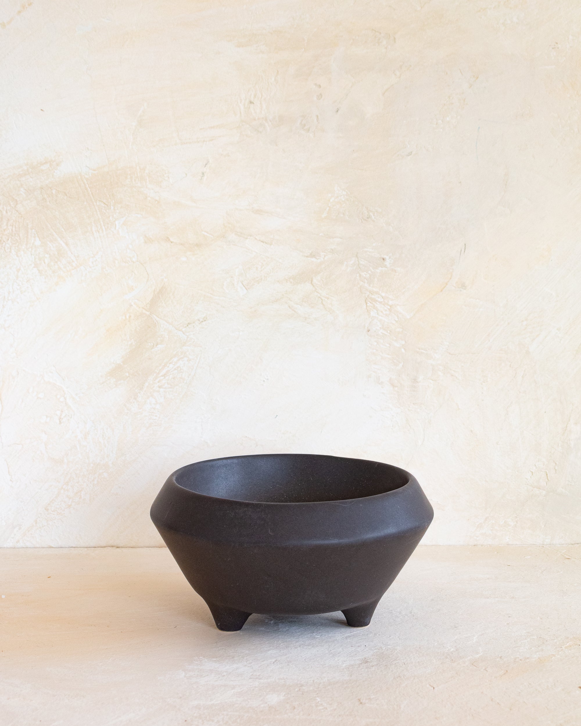 Marvilla Molcajete Bowl - Black