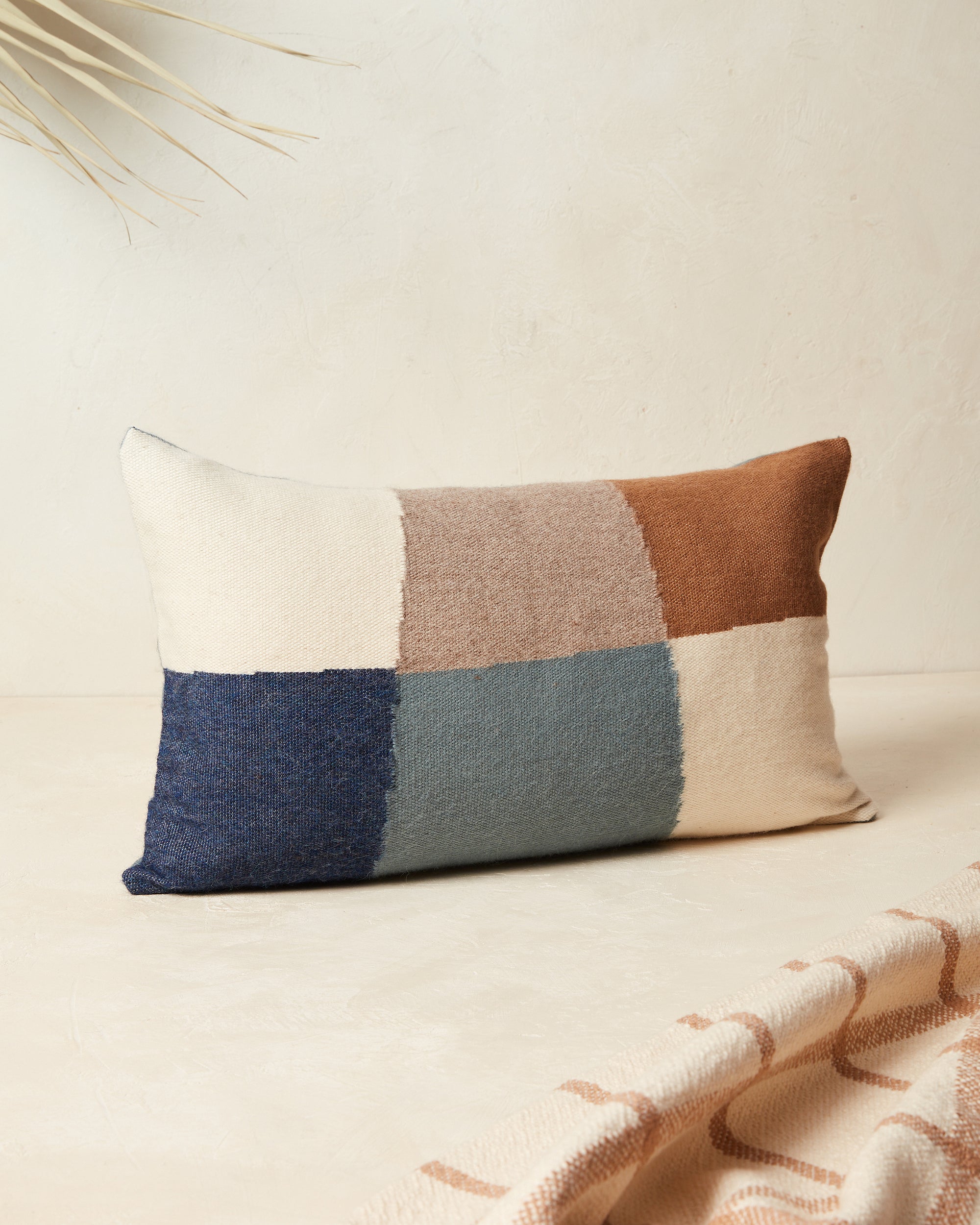 Handwoven 24 Square Pillow - Lago - Ethical Fashion – Mercado Global