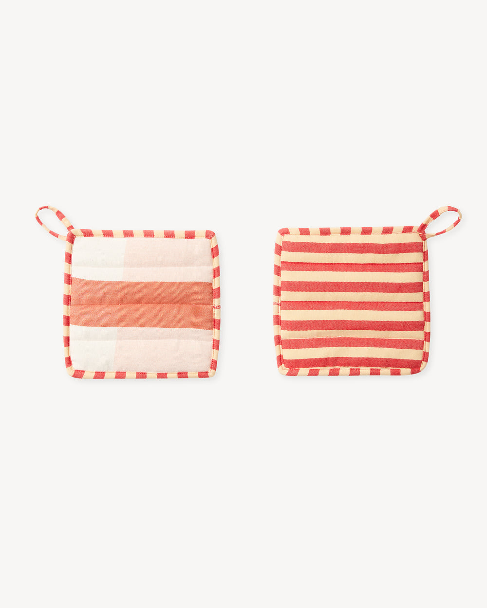 https://www.minna-goods.com/cdn/shop/products/Reversible-Potholder-Peach-main-bck_1000x.jpg?v=1625605255