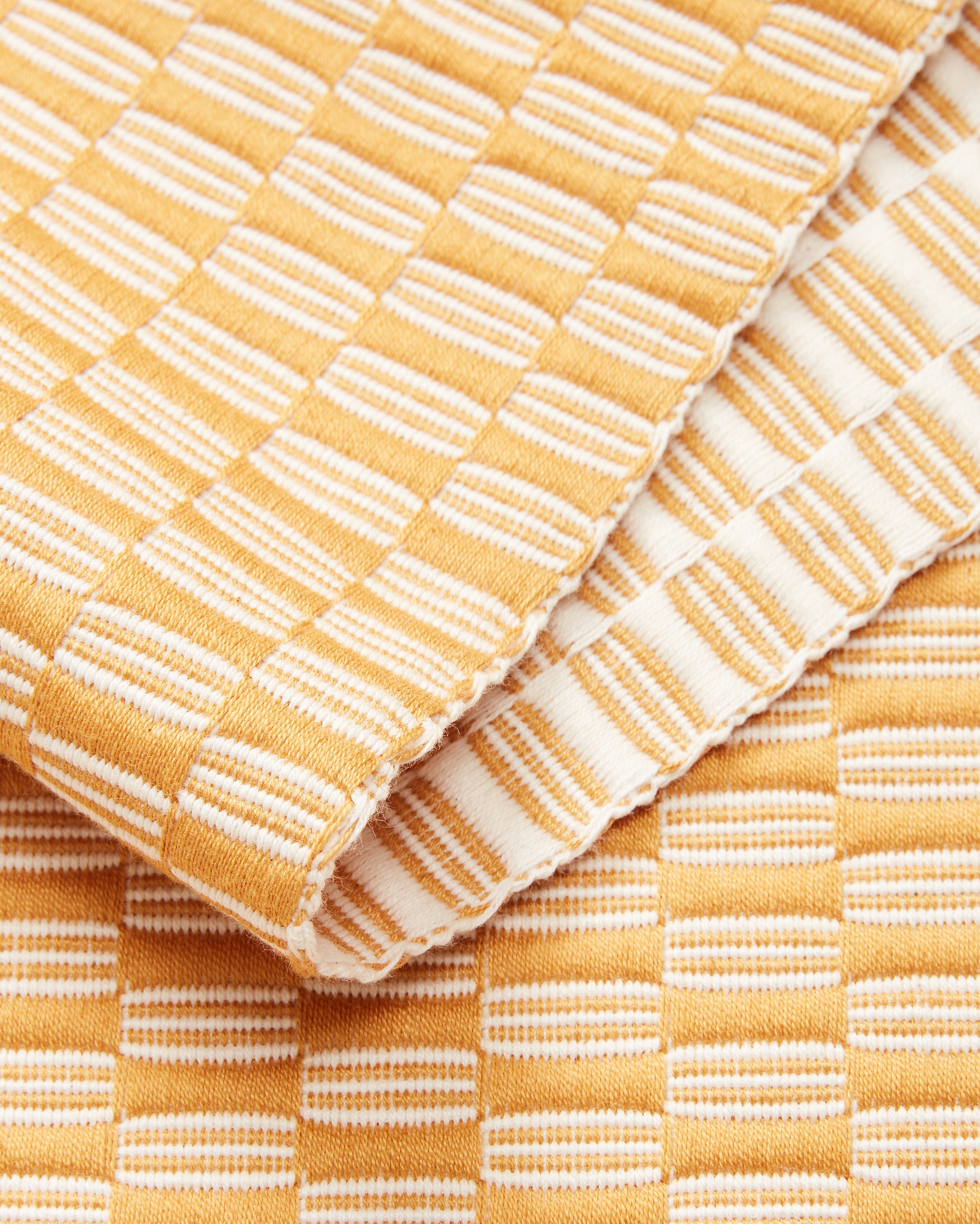 Ethically handwoven table runner cotton panalito gold MINNA, detail