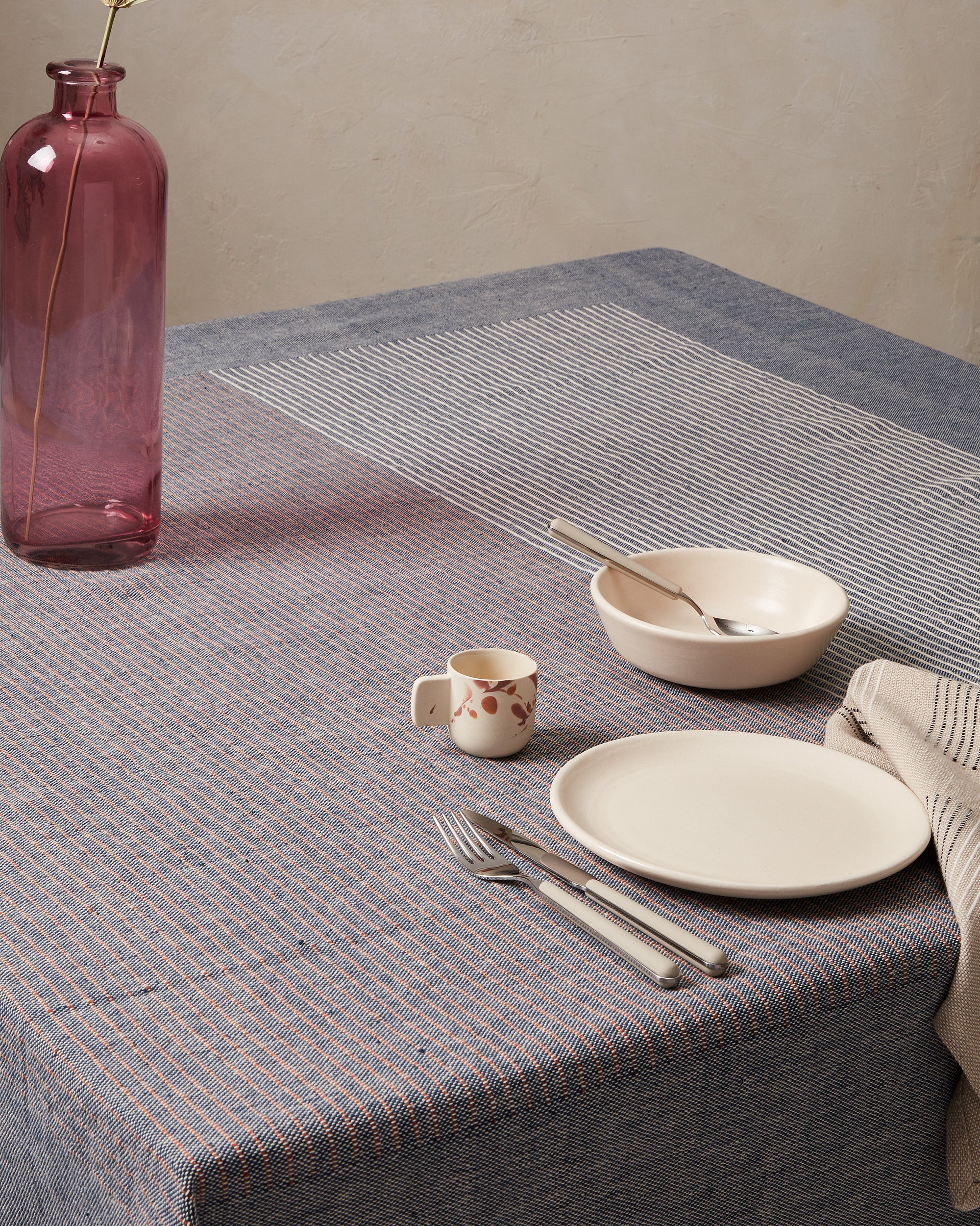 Stacks Tablecloth - Horizon